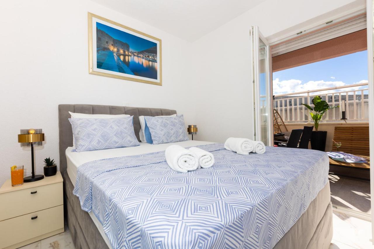 Rose Pool Comfort Ragusa
